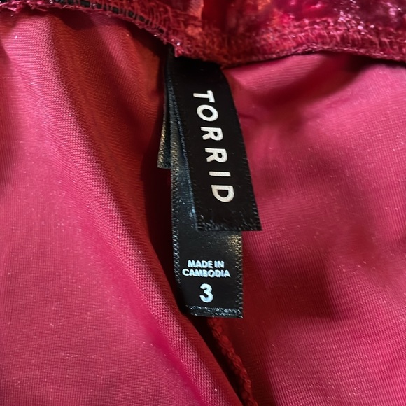 NWOT Torrid leggings size 3 velour velvet 3x 22 24 - Picture 3 of 3